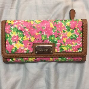 Nine West wallet